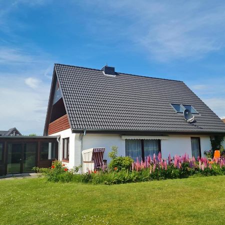 Hus-Annett-Luechttoorm Apartment Tating Luaran gambar